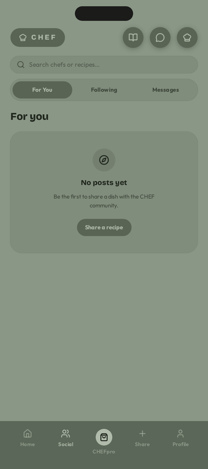 CHEF social feed with posts from other home cooks